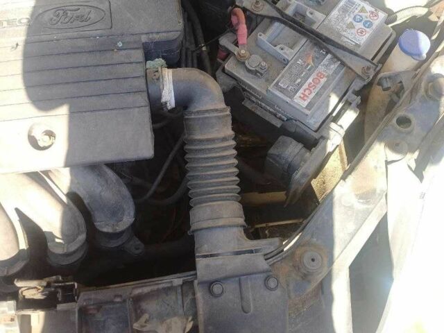 Серый Форд Фиеста, объемом двигателя 1.4 л и пробегом 233 тыс. км за 902 $, фото 13 на Automoto.ua