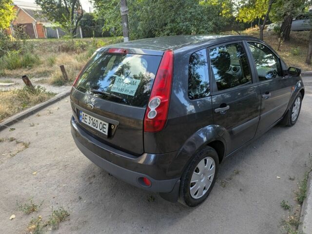 Сірий Форд Фієста, об'ємом двигуна 0 л та пробігом 160 тис. км за 4700 $, фото 2 на Automoto.ua