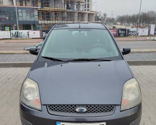 Серый Форд Фиеста, объемом двигателя 1.24 л и пробегом 125 тыс. км за 3450 $, фото 8 на Automoto.ua