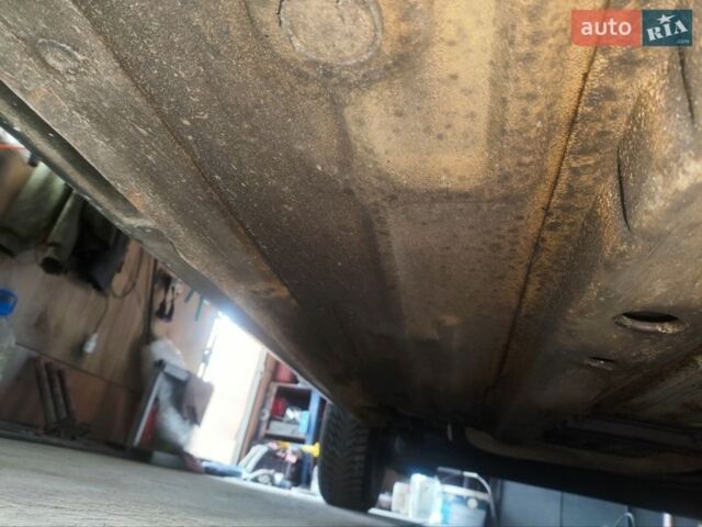 Сірий Форд Фієста, об'ємом двигуна 1.4 л та пробігом 221 тис. км за 4450 $, фото 21 на Automoto.ua