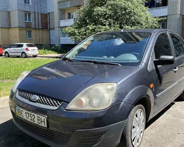 Сірий Форд Фієста, об'ємом двигуна 1.4 л та пробігом 290 тис. км за 3300 $, фото 6 на Automoto.ua