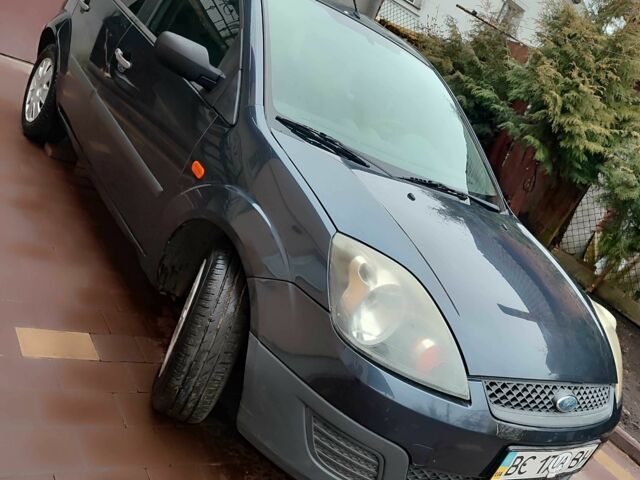 Сірий Форд Фієста, об'ємом двигуна 1.4 л та пробігом 204 тис. км за 3550 $, фото 2 на Automoto.ua