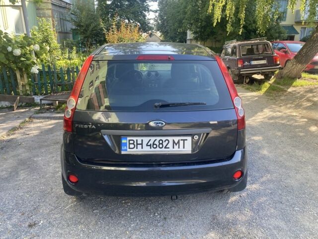 Серый Форд Фиеста, объемом двигателя 1.4 л и пробегом 270 тыс. км за 3500 $, фото 8 на Automoto.ua