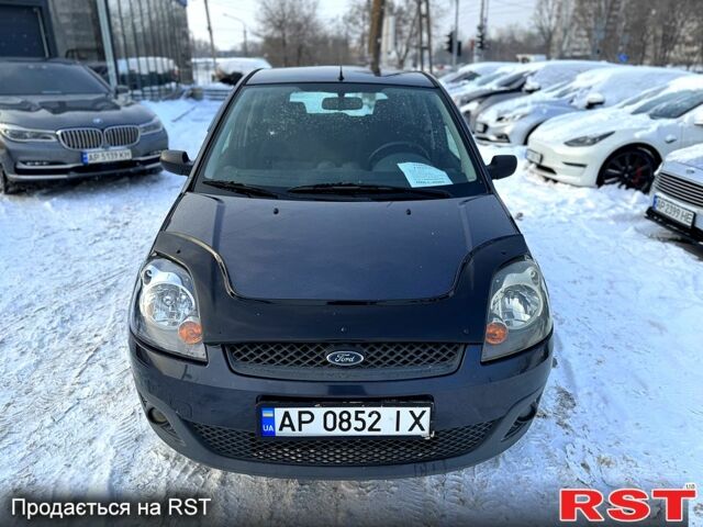 Сірий Форд Фієста, об'ємом двигуна 1.4 л та пробігом 1660 тис. км за 4999 $, фото 1 на Automoto.ua