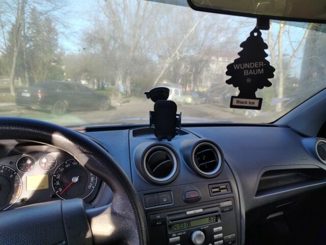 Сірий Форд Фієста, об'ємом двигуна 0 л та пробігом 136 тис. км за 4200 $, фото 6 на Automoto.ua