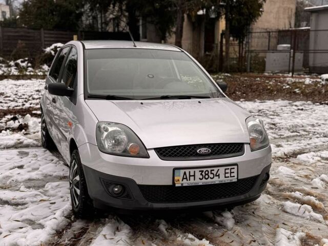 Сірий Форд Фієста, об'ємом двигуна 0 л та пробігом 136 тис. км за 4200 $, фото 9 на Automoto.ua