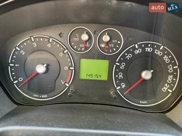 Сірий Форд Фієста, об'ємом двигуна 1.39 л та пробігом 149 тис. км за 3500 $, фото 5 на Automoto.ua