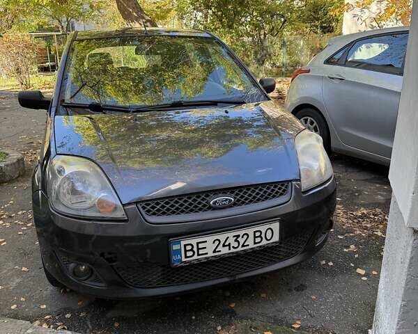 Сірий Форд Фієста, об'ємом двигуна 1.39 л та пробігом 149 тис. км за 3500 $, фото 1 на Automoto.ua