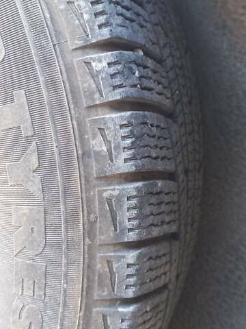 Серый Форд Фиеста, объемом двигателя 1.4 л и пробегом 295 тыс. км за 3500 $, фото 11 на Automoto.ua