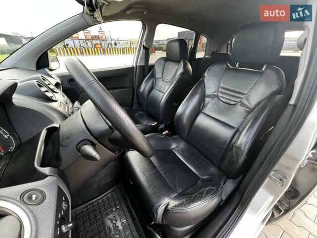 Сірий Форд Фієста, об'ємом двигуна 1.4 л та пробігом 202 тис. км за 4700 $, фото 20 на Automoto.ua