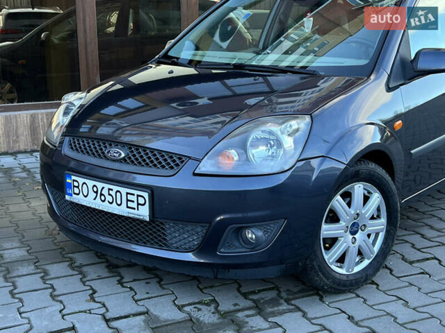 Форд Фиеста 2008 в Тернополе на Automoto.ua Серый Форд Фиеста, объемом двигателя 1.4 л и пробегом 228 тыс. км за 4699 $, фото 18 на Automoto.ua