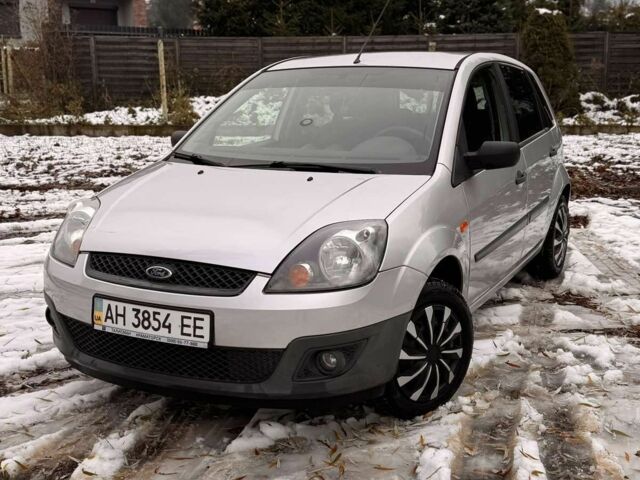 Сірий Форд Фієста, об'ємом двигуна 0 л та пробігом 136 тис. км за 4200 $, фото 11 на Automoto.ua