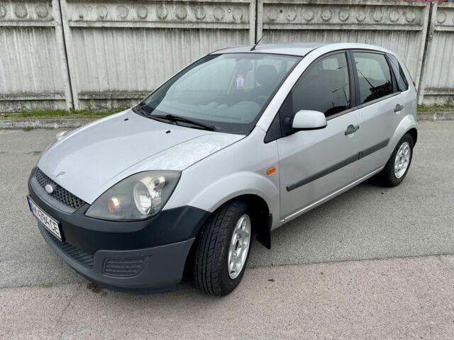 Форд Фиеста 2008 в Борисполе на Automoto.ua Серый Форд Фиеста, объемом двигателя 1.4 л и пробегом 190 тыс. км за 3700 $, фото 1 на Automoto.ua