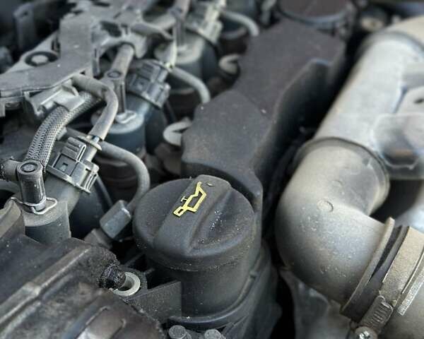 Серый Форд Фиеста, объемом двигателя 1.6 л и пробегом 370 тыс. км за 5500 $, фото 30 на Automoto.ua