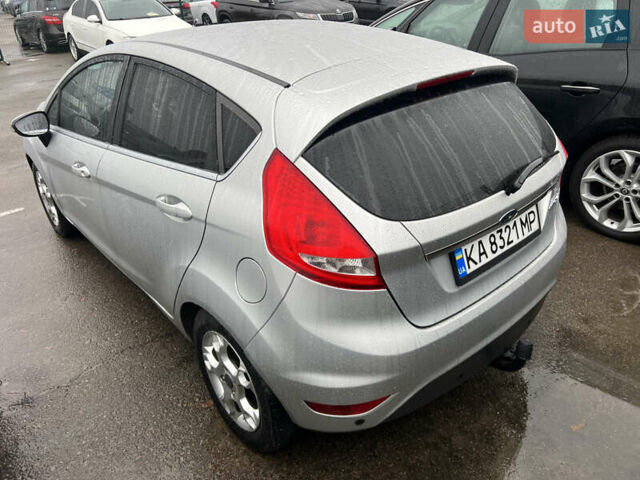 Серый Форд Фиеста, объемом двигателя 1.39 л и пробегом 170 тыс. км за 6850 $, фото 8 на Automoto.ua
