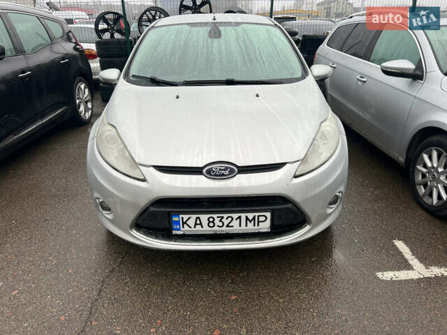 Серый Форд Фиеста, объемом двигателя 1.39 л и пробегом 170 тыс. км за 6850 $, фото 10 на Automoto.ua
