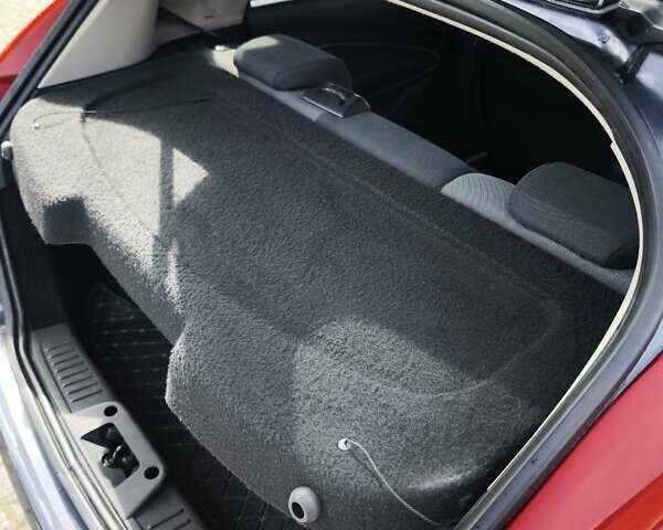 Сірий Форд Фієста, об'ємом двигуна 1.6 л та пробігом 283 тис. км за 5550 $, фото 9 на Automoto.ua