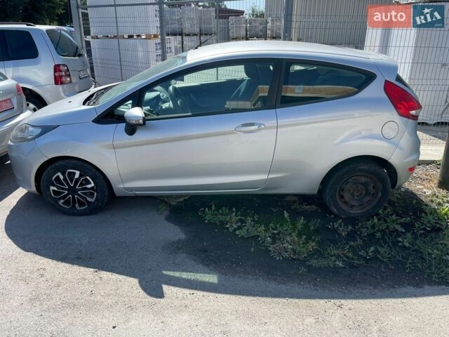 Сірий Форд Фієста, об'ємом двигуна 1.25 л та пробігом 173 тис. км за 4500 $, фото 4 на Automoto.ua