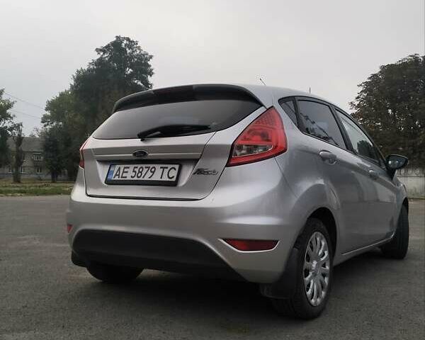 Сірий Форд Фієста, об'ємом двигуна 1.24 л та пробігом 183 тис. км за 5700 $, фото 10 на Automoto.ua