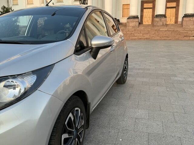 Сірий Форд Фієста, об'ємом двигуна 1.2 л та пробігом 71 тис. км за 6100 $, фото 9 на Automoto.ua
