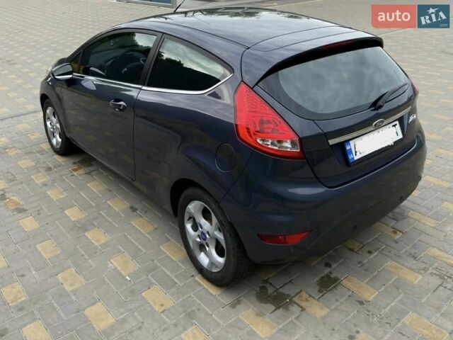 Сірий Форд Фієста, об'ємом двигуна 1.25 л та пробігом 99 тис. км за 5700 $, фото 7 на Automoto.ua