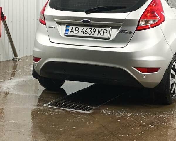 Сірий Форд Фієста, об'ємом двигуна 1.56 л та пробігом 204 тис. км за 7200 $, фото 14 на Automoto.ua
