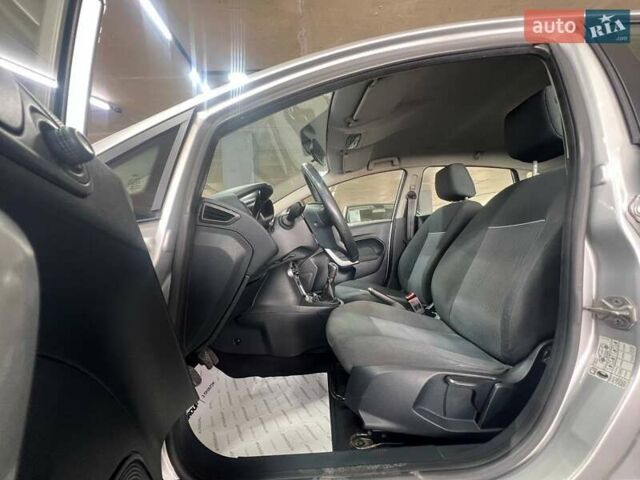 Форд Фиеста 2012 в Одессе на Automoto.ua Серый Форд Фиеста, объемом двигателя 1.4 л и пробегом 141 тыс. км за 5999 $, фото 18 на Automoto.ua