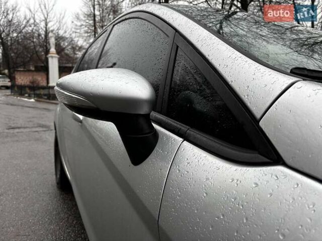 Сірий Форд Фієста, об'ємом двигуна 1.2 л та пробігом 239 тис. км за 5990 $, фото 9 на Automoto.ua