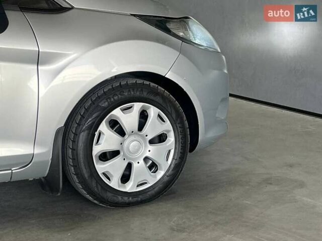 Форд Фиеста 2012 в Одессе на Automoto.ua Серый Форд Фиеста, объемом двигателя 1.4 л и пробегом 141 тыс. км за 5999 $, фото 5 на Automoto.ua