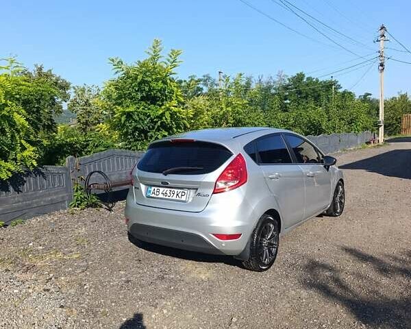 Сірий Форд Фієста, об'ємом двигуна 1.56 л та пробігом 204 тис. км за 7200 $, фото 4 на Automoto.ua