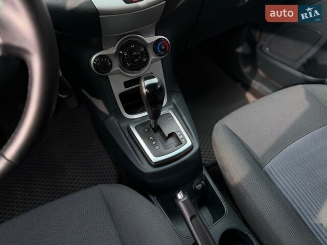 Серый Форд Фиеста, объемом двигателя 1.39 л и пробегом 222 тыс. км за 7100 $, фото 39 на Automoto.ua