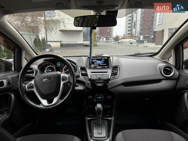 Сірий Форд Фієста, об'ємом двигуна 1.6 л та пробігом 91 тис. км за 8300 $, фото 4 на Automoto.ua