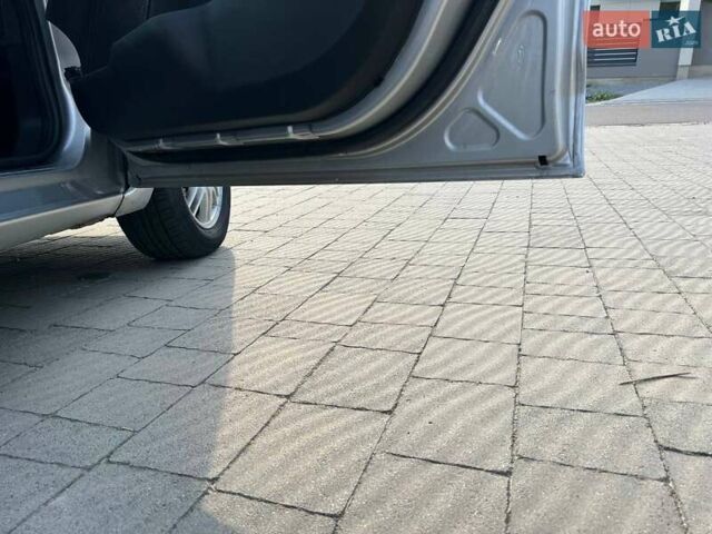 Форд Фиеста 2013 в Львове на Automoto.ua Серый Форд Фиеста, объемом двигателя 1.6 л и пробегом 291 тыс. км за 7800 $, фото 27 на Automoto.ua