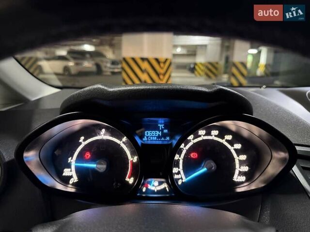 Сірий Форд Фієста, об'ємом двигуна 1.5 л та пробігом 106 тис. км за 8200 $, фото 22 на Automoto.ua
