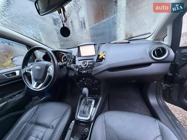 Сірий Форд Фієста, об'ємом двигуна 1.6 л та пробігом 95 тис. км за 8500 $, фото 30 на Automoto.ua