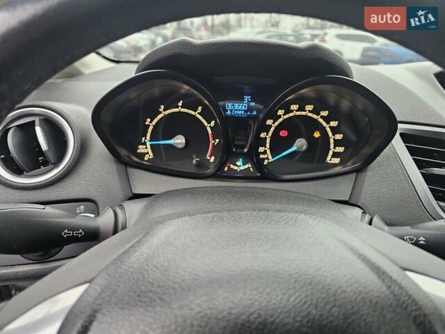 Сірий Форд Фієста, об'ємом двигуна 1.24 л та пробігом 61 тис. км за 7700 $, фото 15 на Automoto.ua