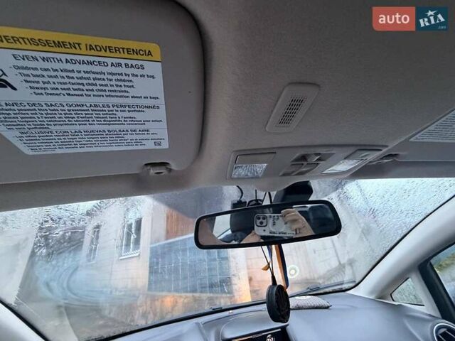 Сірий Форд Фієста, об'ємом двигуна 1.6 л та пробігом 95 тис. км за 8500 $, фото 22 на Automoto.ua