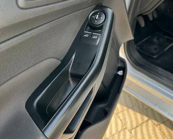 Форд Фиеста 2013 в Львове на Automoto.ua Серый Форд Фиеста, объемом двигателя 1.6 л и пробегом 291 тыс. км за 7800 $, фото 21 на Automoto.ua