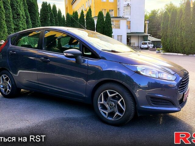 Серый Форд Фиеста, объемом двигателя 1.2 л и пробегом 152 тыс. км за 5000 $, фото 5 на Automoto.ua