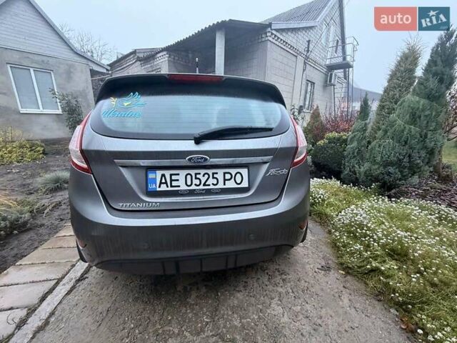 Сірий Форд Фієста, об'ємом двигуна 1.6 л та пробігом 95 тис. км за 8500 $, фото 10 на Automoto.ua
