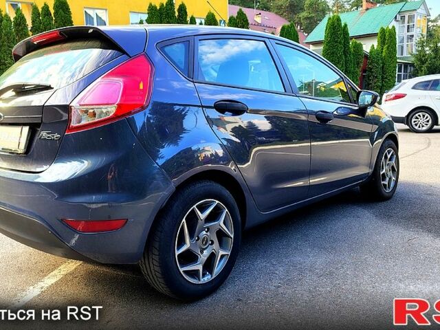 Серый Форд Фиеста, объемом двигателя 1.2 л и пробегом 152 тыс. км за 5000 $, фото 4 на Automoto.ua