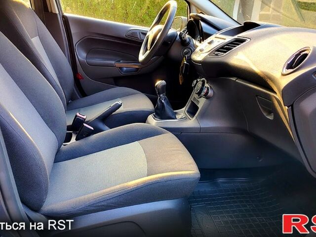 Сірий Форд Фієста, об'ємом двигуна 1.2 л та пробігом 152 тис. км за 5000 $, фото 8 на Automoto.ua