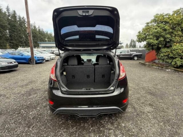 Сірий Форд Фієста, об'ємом двигуна 1.6 л та пробігом 80 тис. км за 3800 $, фото 10 на Automoto.ua