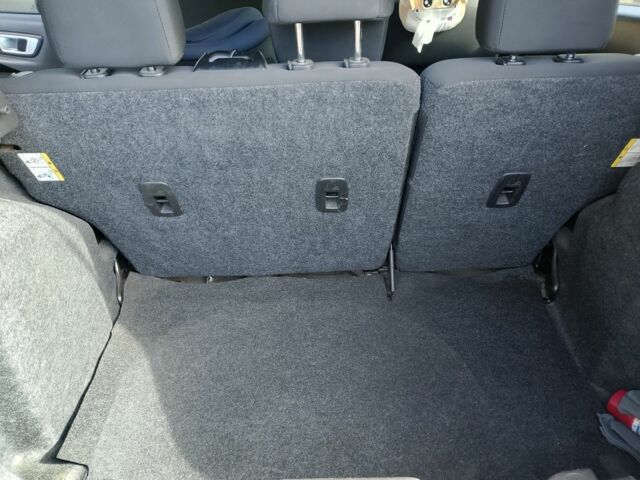 Сірий Форд Фієста, об'ємом двигуна 1.6 л та пробігом 130 тис. км за 7500 $, фото 6 на Automoto.ua