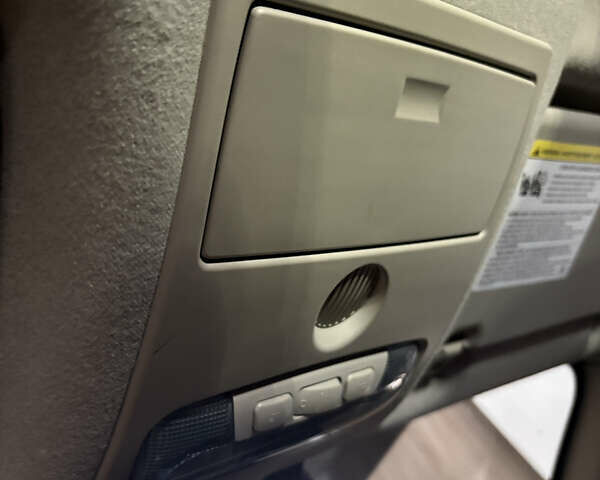 Сірий Форд Фієста, об'ємом двигуна 1.6 л та пробігом 171 тис. км за 7700 $, фото 55 на Automoto.ua