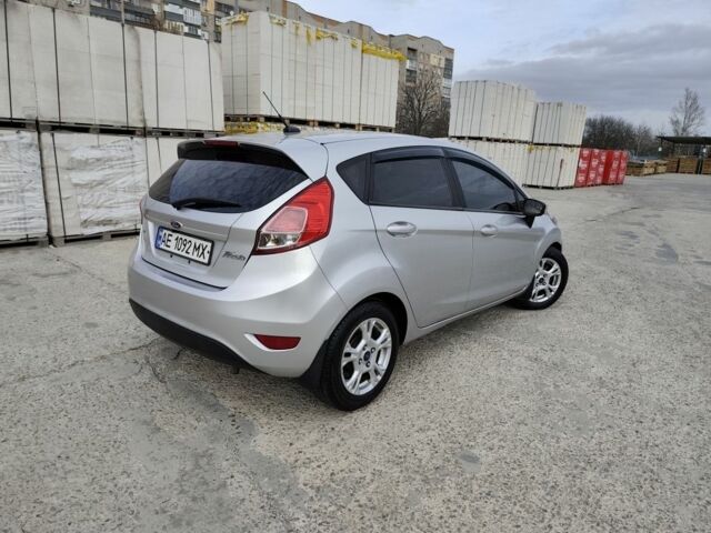 Сірий Форд Фієста, об'ємом двигуна 1.6 л та пробігом 139 тис. км за 8500 $, фото 4 на Automoto.ua