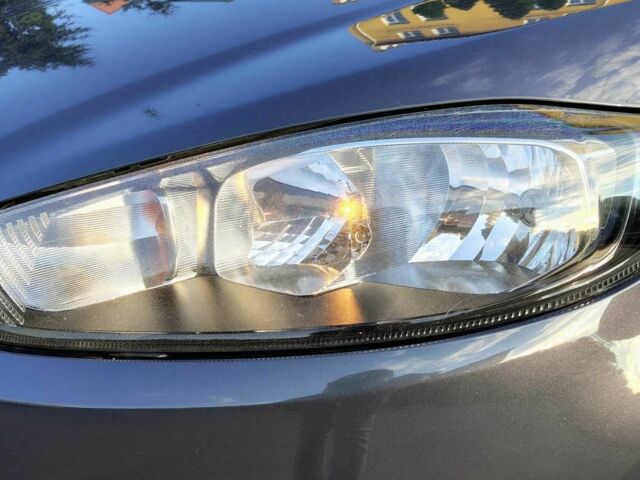 Форд Фієста 2015 у Києві на Automoto.ua Сірий Форд Фієста, об'ємом двигуна 1.25 л та пробігом 152 тис. км за 5599 $, фото 20 на Automoto.ua