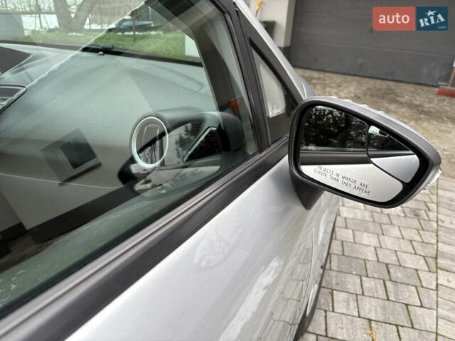 Сірий Форд Фієста, об'ємом двигуна 1.6 л та пробігом 171 тис. км за 7700 $, фото 41 на Automoto.ua