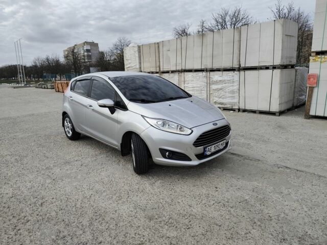 Сірий Форд Фієста, об'ємом двигуна 1.6 л та пробігом 139 тис. км за 8500 $, фото 7 на Automoto.ua
