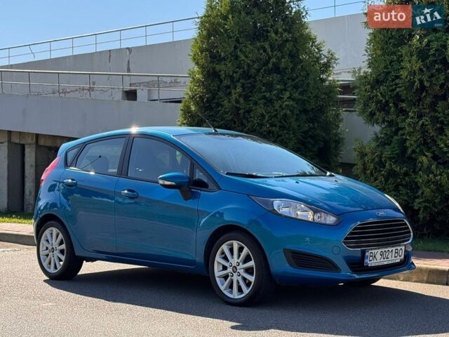 Серый Форд Фиеста, объемом двигателя 1 л и пробегом 54 тыс. км за 7900 $, фото 2 на Automoto.ua